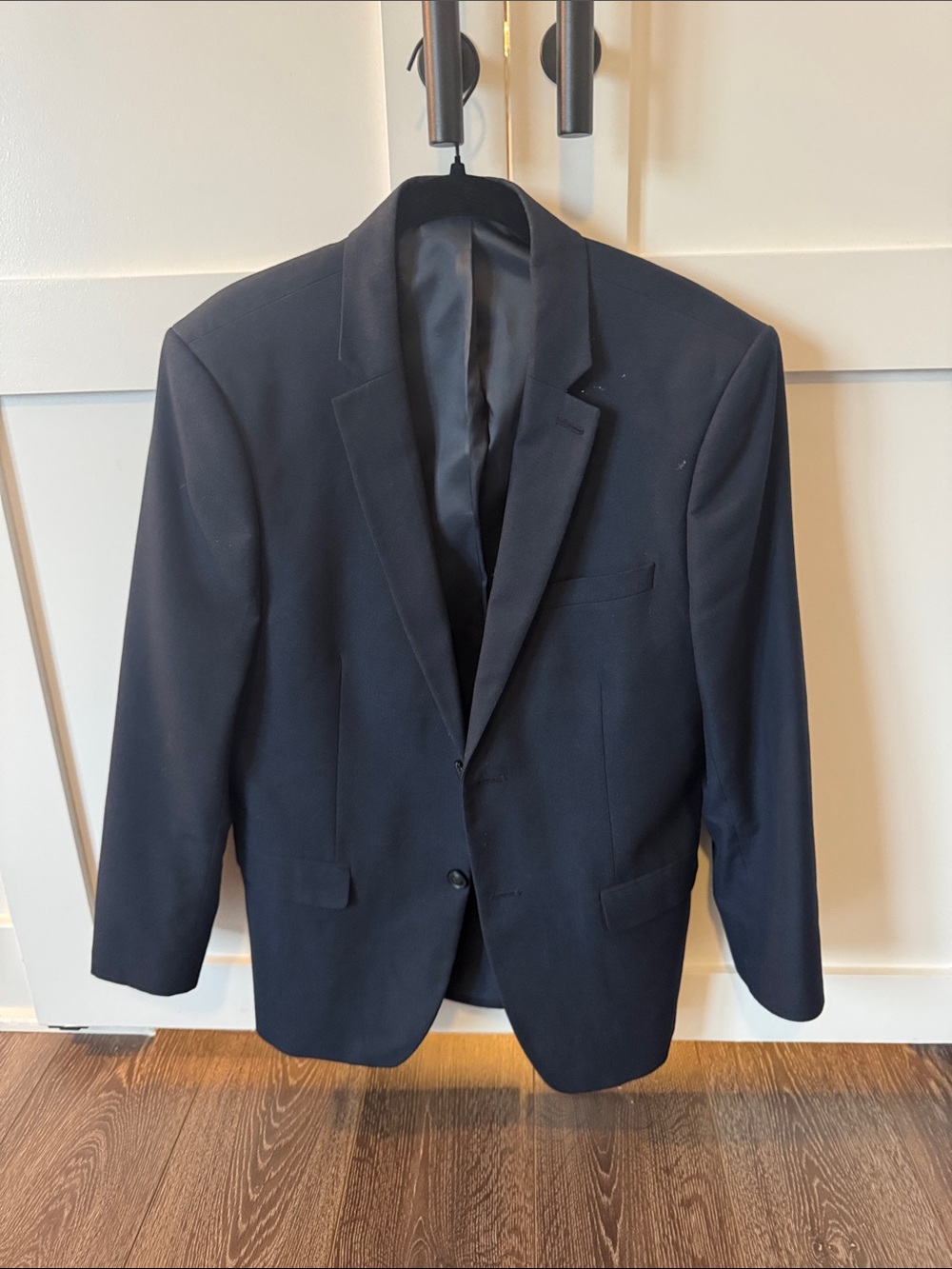 Topman Navy Blue Single-Breasted Blazer. Size 42 but fits more like a 40.